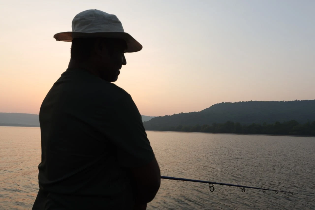 Boating, Angling & Fishing in Guhagar, Ratnagiri – Coastal Adventure Experience
